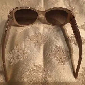 Marc Jacobs | Accessories | Marc Jacobs Pearl Crystals  display picture 3